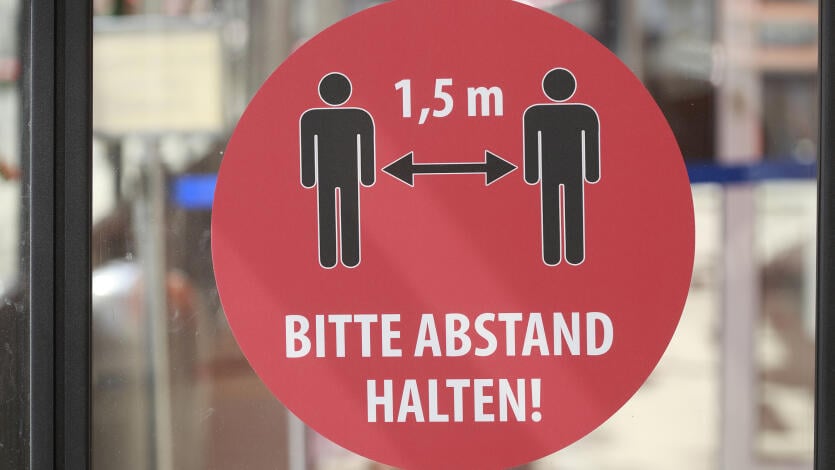 Im Krankheitsfall: Abstand halten